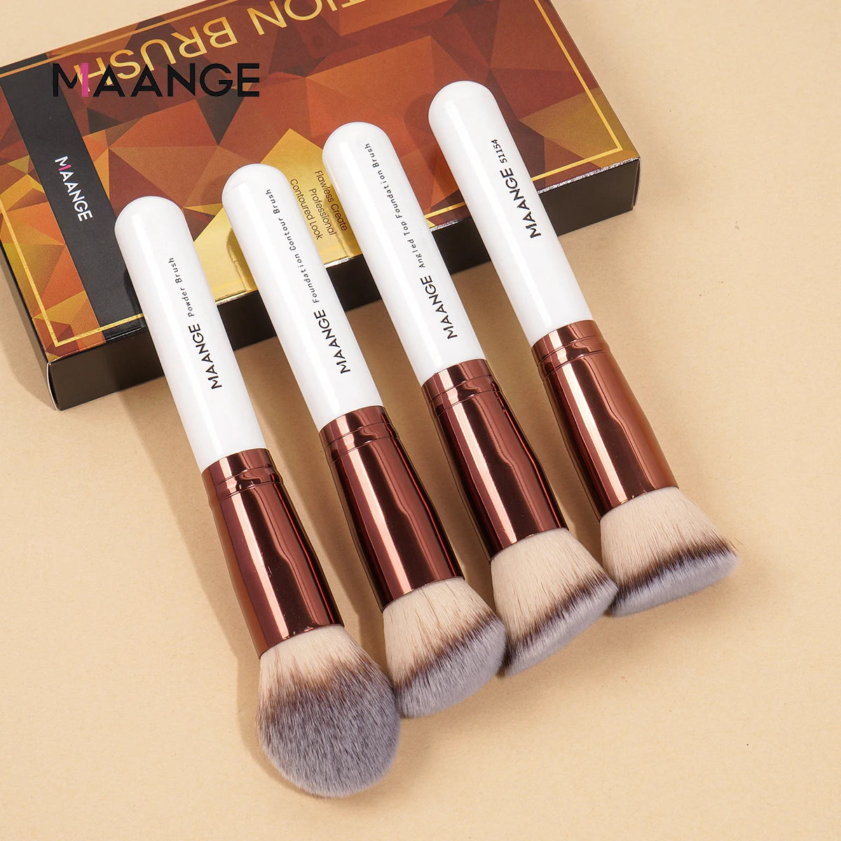 4Pcs Makeup Brushes with Case Foundation Concealer Powder