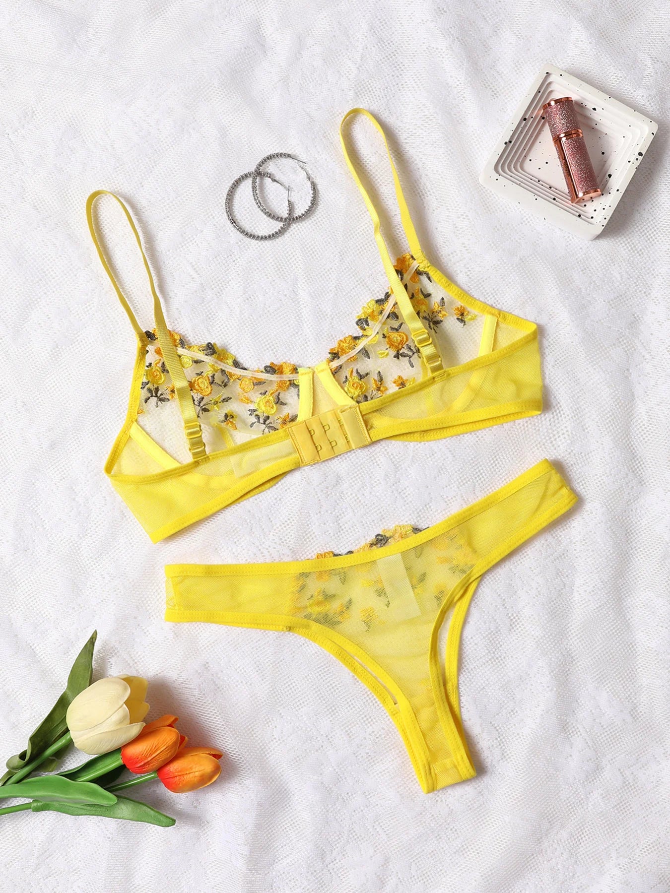 Conjunto de Lencería Floral Luxe