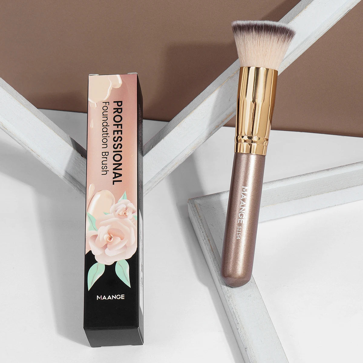 Bristle Brush Beauty Tool For women