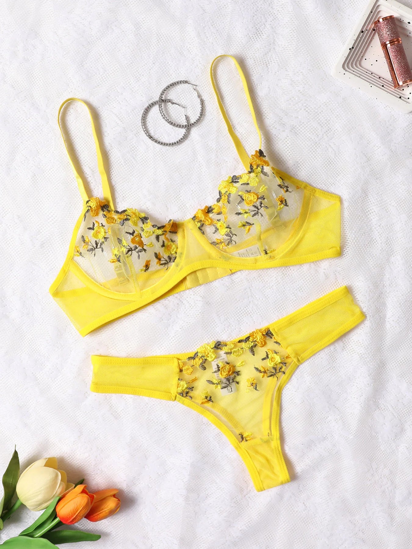 Conjunto de Lencería Floral Luxe