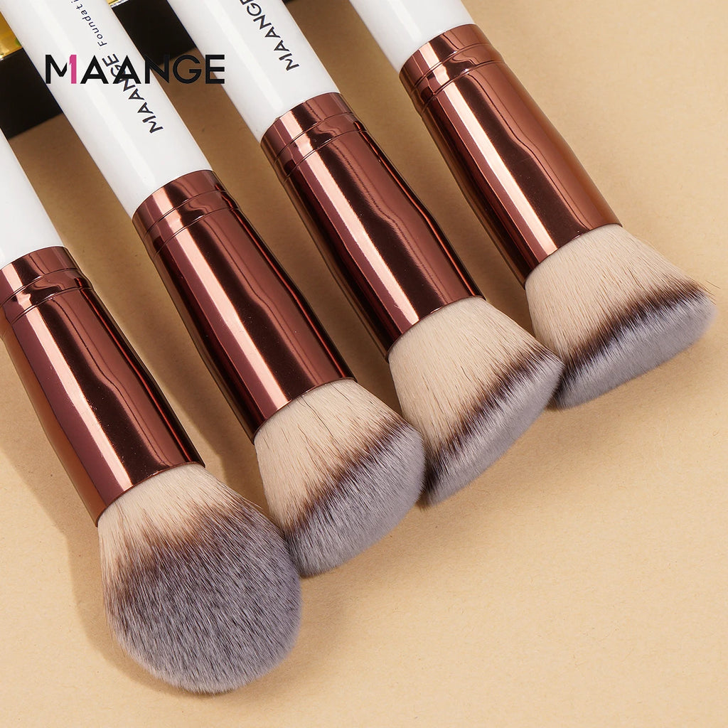 4Pcs Makeup Brushes with Case Foundation Concealer Powder